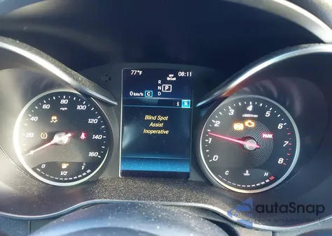 2020 Mercedes-Benz C 300 z USA, uszkodzony, nr VIN 55SWF8DB1LU323688